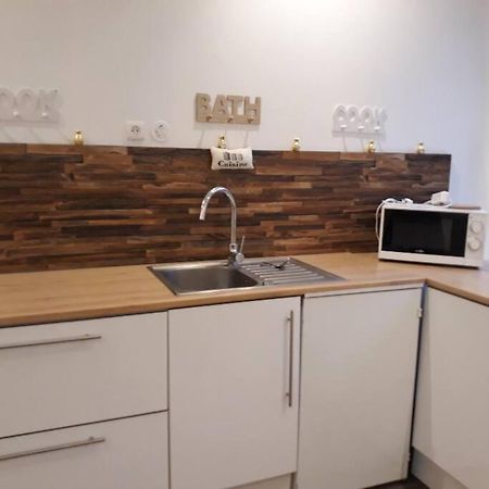 Appartement Agreable Au Centre Wifi Saint-Léonard-de-Noblat Buitenkant foto