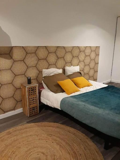 Appartement Agreable Au Centre Wifi Saint-Léonard-de-Noblat Buitenkant foto